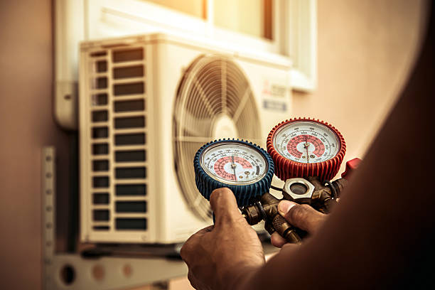 Professional Ac Installation technician working in Hurdle Mills, NC